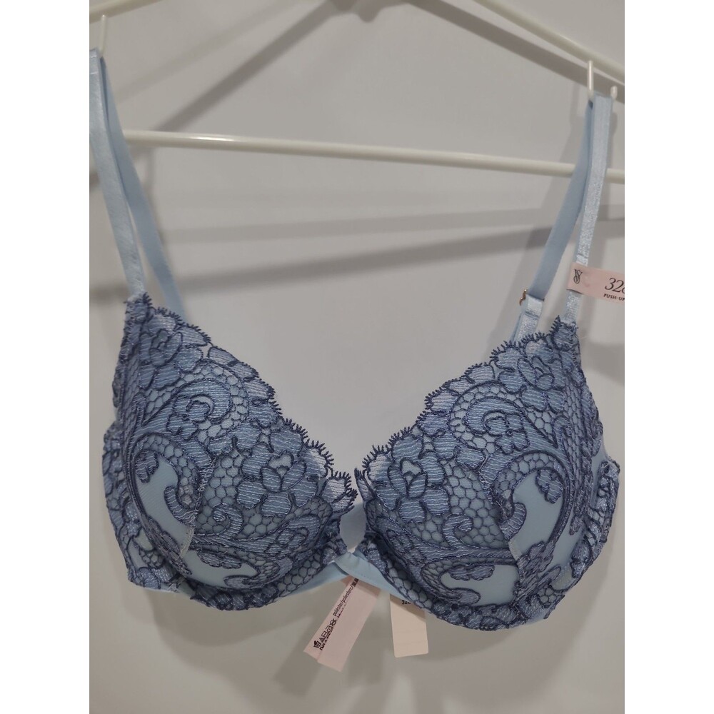 Victoria's Secret Dream Angels Floral Shimmer Lace Push Up Bra  32C Brand New